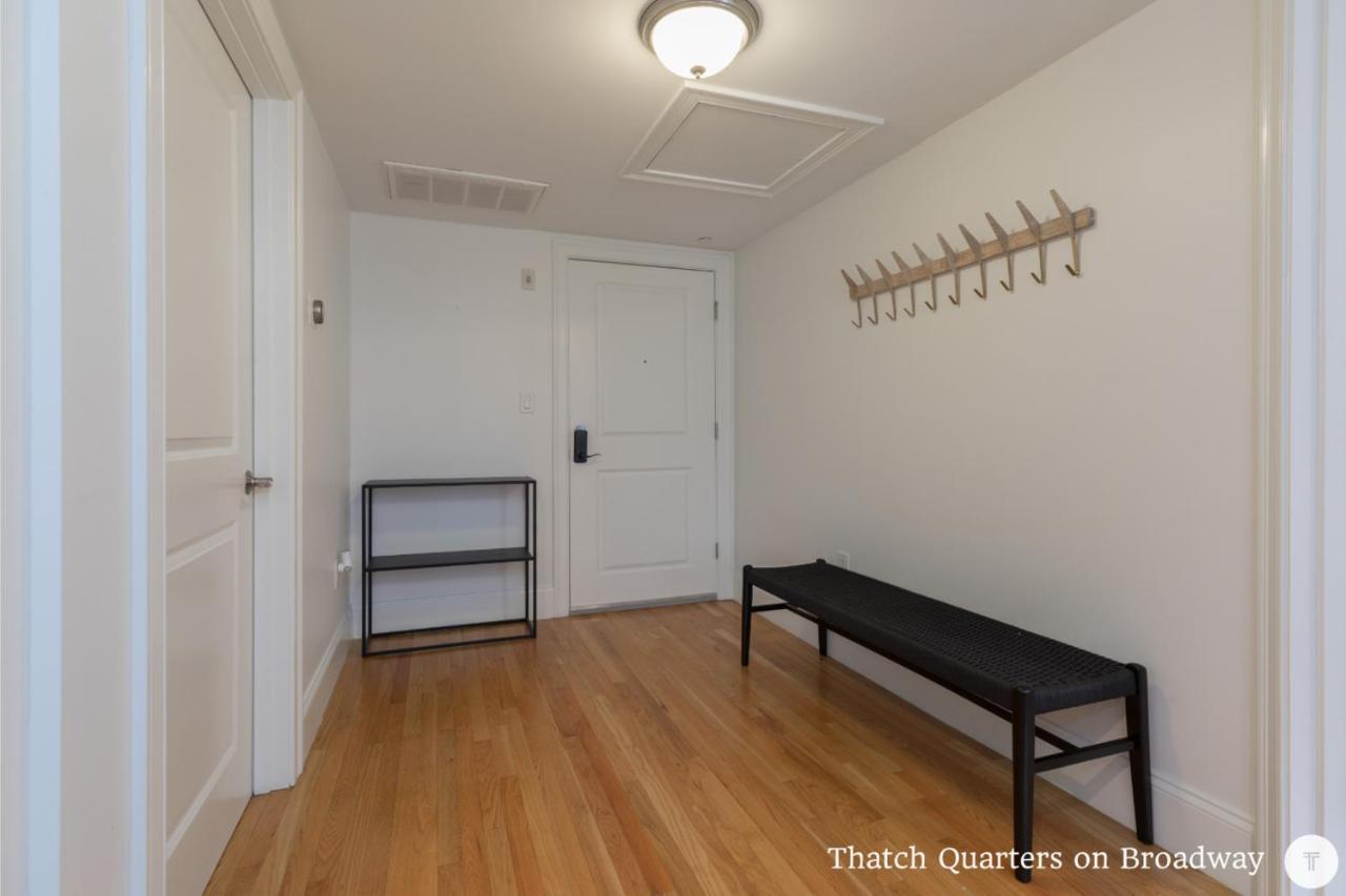 West Broadway Quarters By Thatch Boston Exterior photo